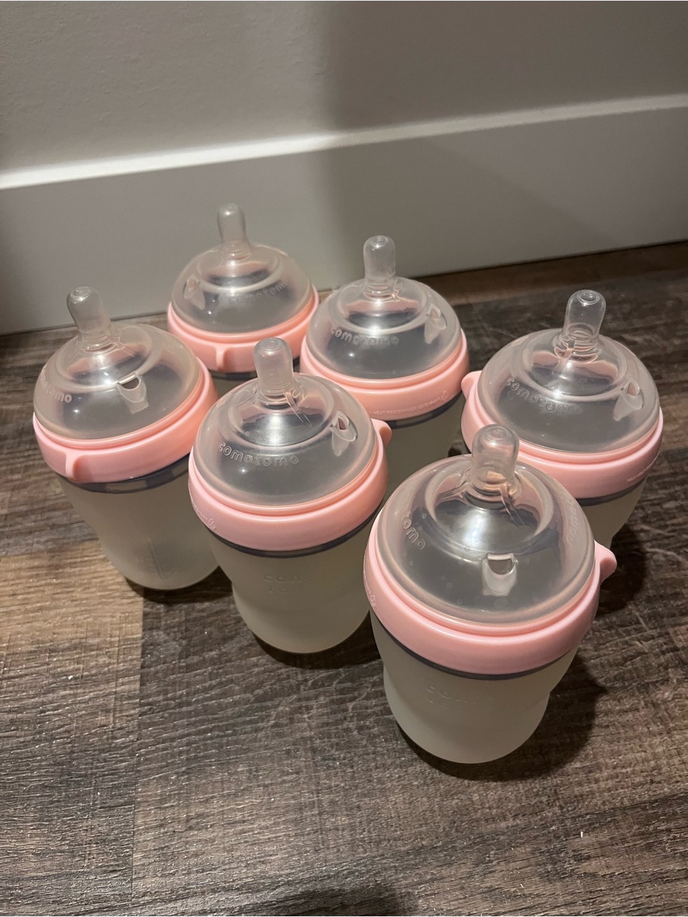 Comotomo 8oz Silicone Bottles with Soft Pink Lids - Set of 6